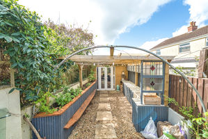 Photo 24- click for photo gallery